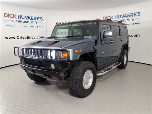 Used 2005 HUMMER H2 w/ Preferred Equipment Group image 1