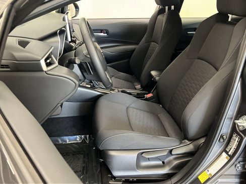 Used 2022 Toyota Corolla SE image 11