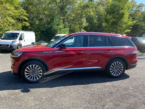 Used 2020 Lincoln Aviator Reserve w/ Equipment Group 201A image 9