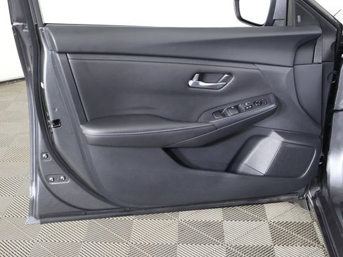 Used 2023 Nissan Sentra SV image 20