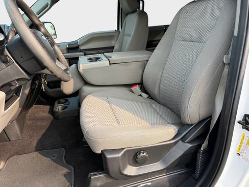 Used 2019 Ford F150 XLT w/ Trailer Tow Package image 8