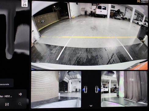 Used 2023 Tesla Model 3 Standard Range image 22