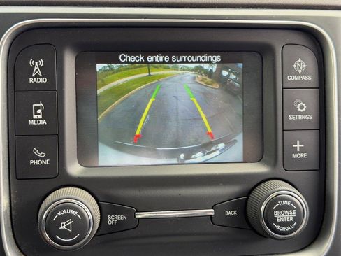 Used 2014 RAM 2500 Tradesman w/ Chrome Appearance Group AWD/4WD image 19
