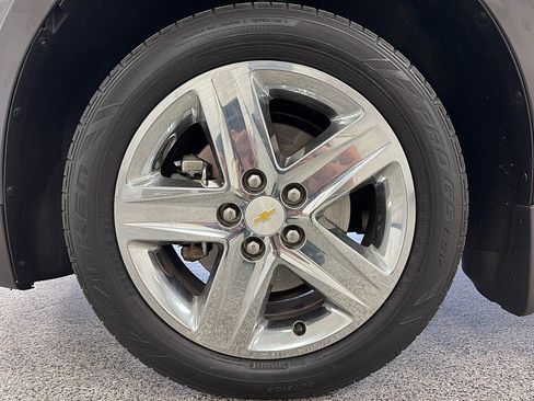 Used 2015 Chevrolet Equinox LTZ image 23