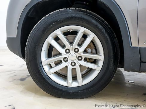 Used 2015 Kia Sorento LX AWD/4WD image 12