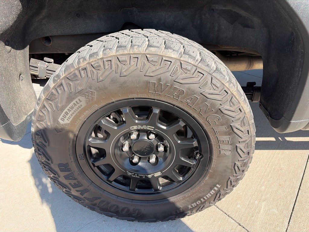 Used 2023 GMC Sierra 1500 AT4X w/ AT4X AEV Edition AWD/4WD image 23