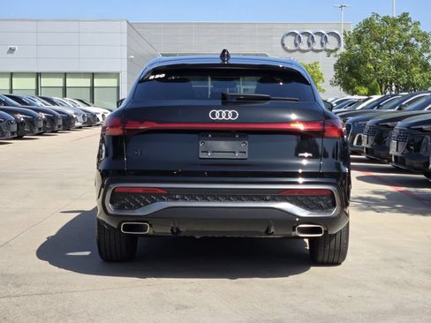 Used 2025 Audi Q5 Prestige w/ 20" Wheel Package AWD/4WD image 9