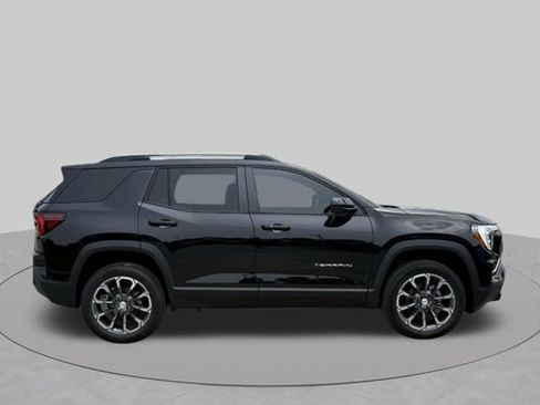 Used 2026 GMC Terrain Elevation AWD/4WD image 2