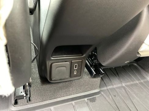 Certified 2024 Buick Encore GX Avenir w/ Avenir Technology Package image 20