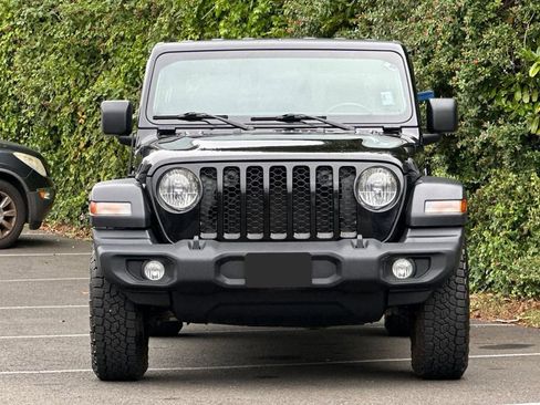 Used 2020 Jeep Gladiator Sport w/ Quick Order Package 24S image 5