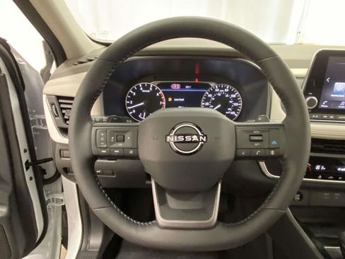 New 2026 Nissan Rogue SV FWD image 22