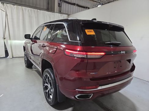 Used 2022 Jeep Grand Cherokee Summit image 10