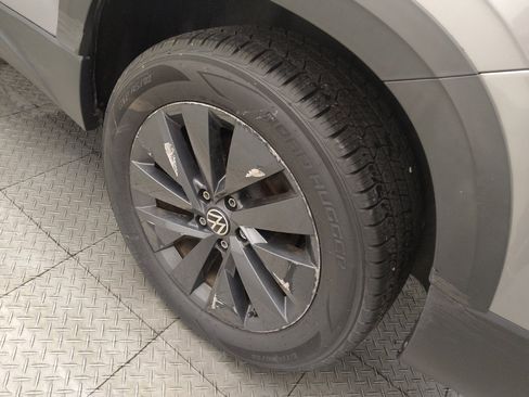 Used 2023 Volkswagen Taos S FWD image 31
