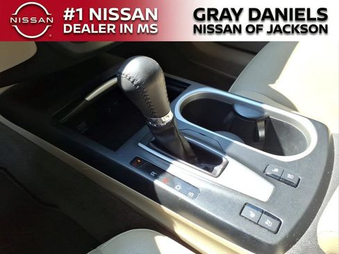 Used 2017 Acura RDX w/ Advance Package FWD image 19