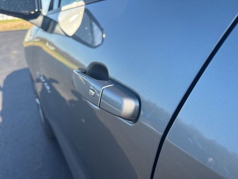 Used 2025 Chevrolet Blazer LT image 10