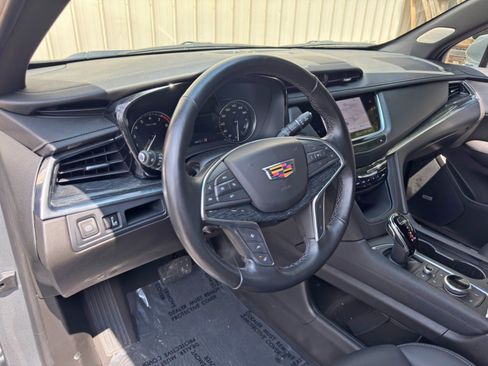 Used 2023 Cadillac XT5 Premium Luxury AWD/4WD image 13