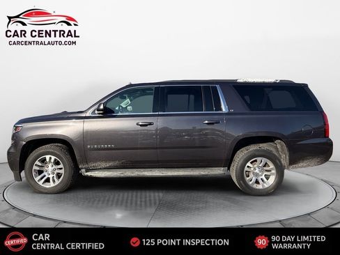 Used 2017 Chevrolet Suburban LT image 2