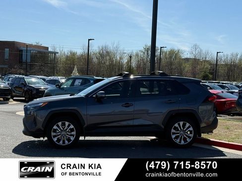 Used 2024 Toyota RAV4 XLE Premium image 4