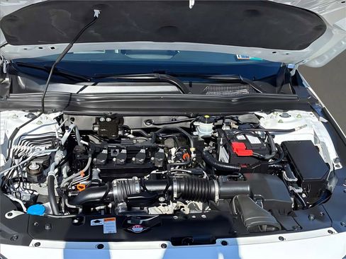 Used 2021 Honda Accord Sport image 31