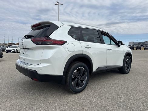 New 2026 Nissan Rogue SV w/ SV Premium Package image 5