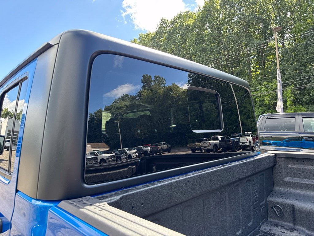 New 2026 Jeep Gladiator Sport AWD/4WD image 11