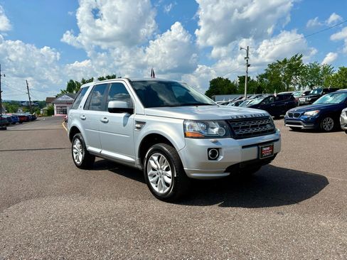 Used 2014 Land Rover LR2 HSE image 7