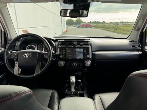 Used 2024 Toyota 4Runner TRD Off-Road Premium image 19