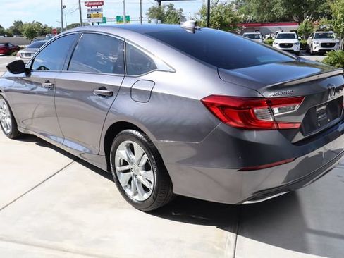 Used 2018 Honda Accord LX image 6