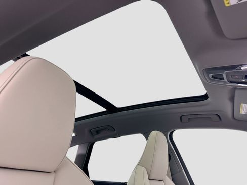 Used 2025 Audi Q5 2.0T Premium Plus w/ Premium Plus image 17