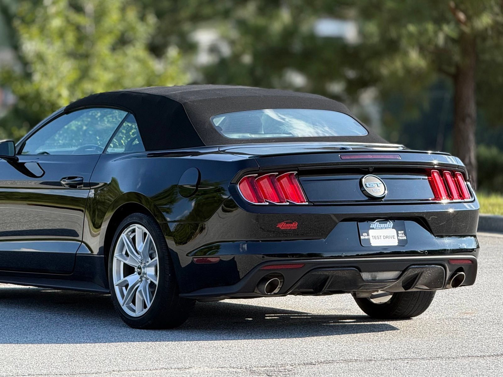 Used 2015 Ford Mustang GT Premium w/ Equipment Group 401A RWD image 43