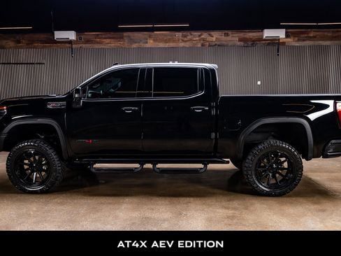 Used 2024 GMC Sierra 1500 AT4X w/ AT4X AEV Edition AWD/4WD image 6