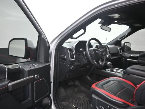 Used 2018 Ford F150 Lariat w/ Equipment Group 502A Luxury AWD/4WD image 11
