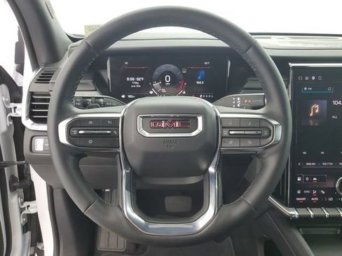 Used 2025 GMC Acadia Elevation FWD image 24
