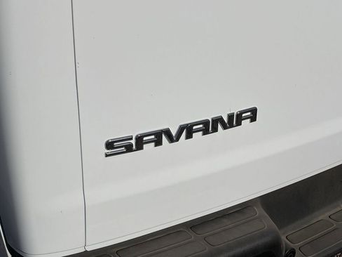 New 2025 GMC Savana 2500 Extended w/ Driver Convenience Package RWD image 32