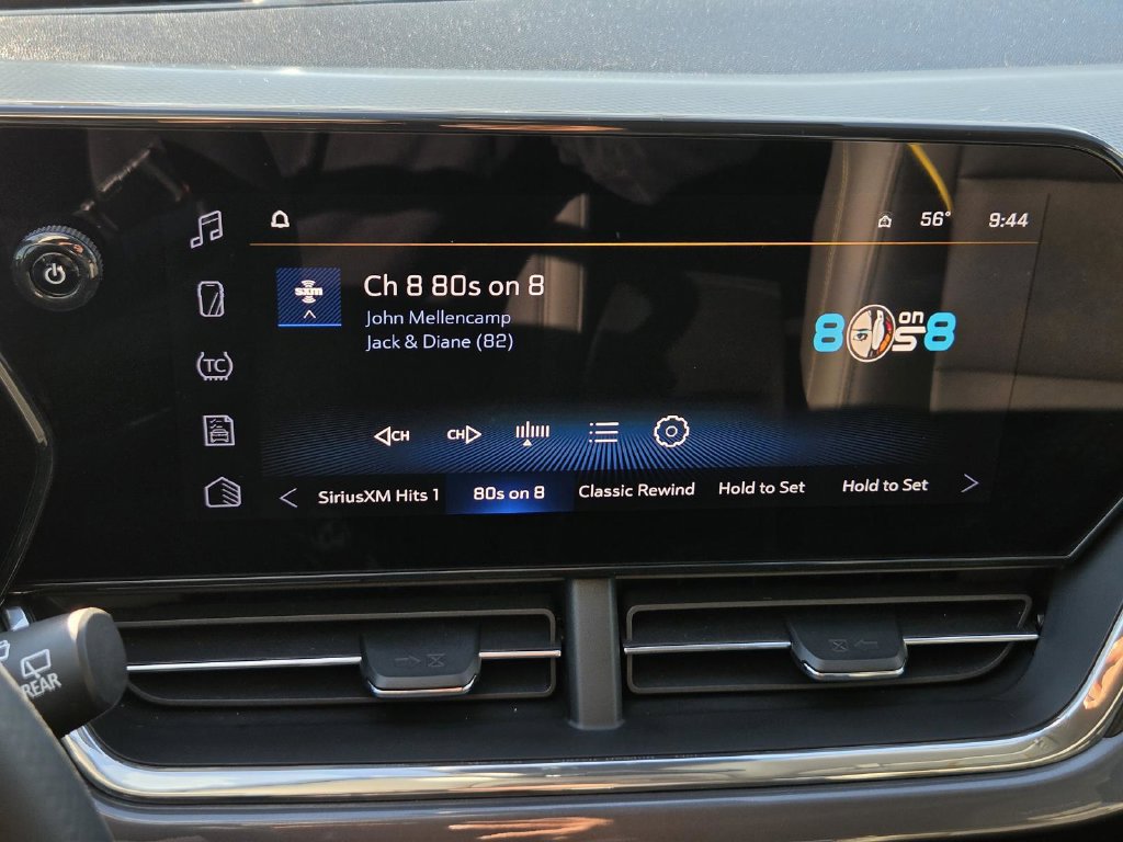 Used 2025 Chevrolet Trax ACTIV w/ Driver Confidence Package FWD image 22