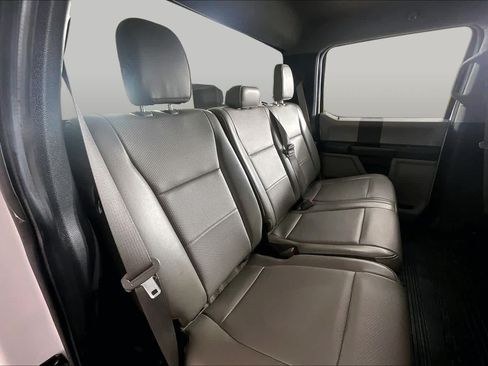 Used 2018 Ford F250 XL w/ Power Equipment Group AWD/4WD image 19