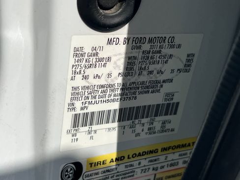 Used 2011 Ford Expedition XLT image 31