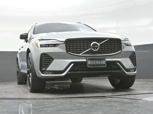Used 2024 Volvo XC60 B5 Ultimate w/ Protection Package Premier AWD/4WD image 25