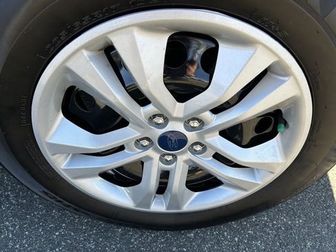 Used 2022 Ford Escape S image 9