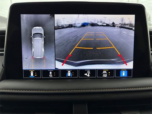 Used 2021 GMC Yukon AT4 w/ AT4 Premium Plus Package image 22