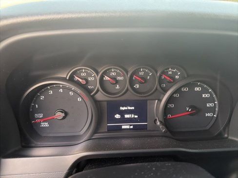 Used 2021 Chevrolet Silverado 1500 Custom image 3