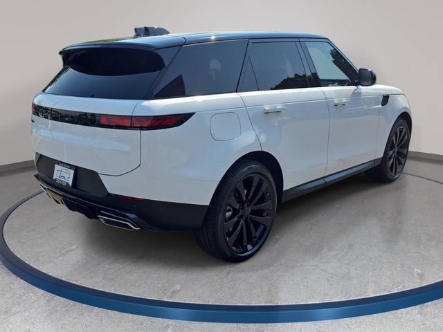New 2026 Land Rover Range Rover Sport SE AWD/4WD image 5