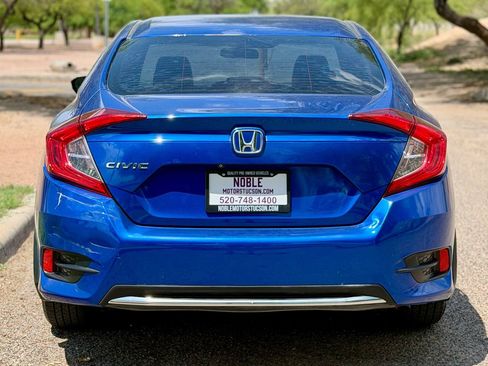 Used 2019 Honda Civic LX image 4