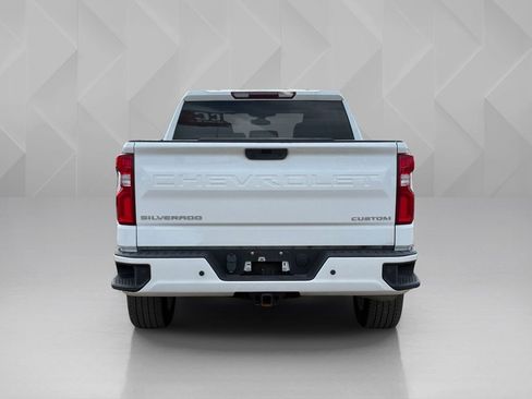 Used 2022 Chevrolet Silverado 1500 Custom RWD image 6