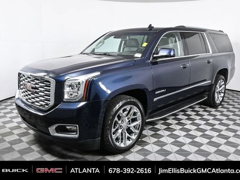Used 2019 GMC Yukon XL Denali image 1