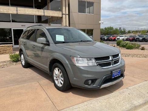 Used 2019 Dodge Journey SE w/ Premium Group AWD/4WD image 9