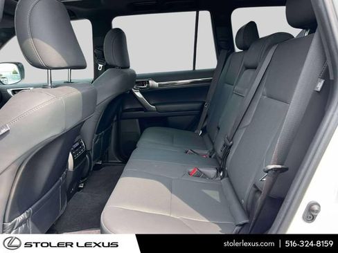 Used 2023 Lexus GX 460 Premium w/ Premium Package AWD/4WD image 20