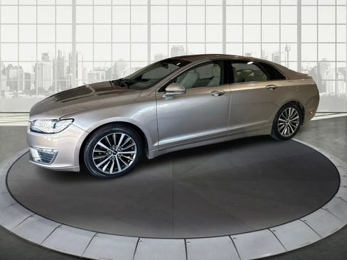 Used 2018 Lincoln MKZ Premiere image 6