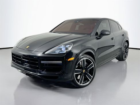 Certified 2023 Porsche Cayenne Turbo image 1