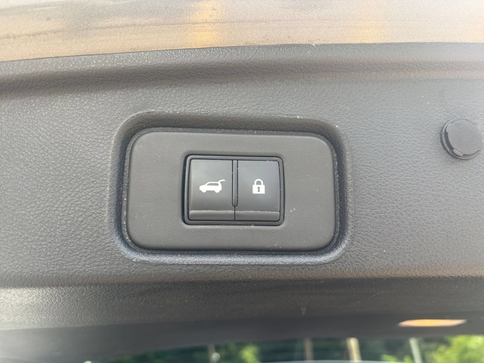 Used 2026 Nissan Pathfinder SV AWD/4WD image 22